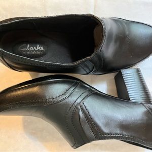 Clarks Bendables Women’s Size 10W Black Promise Chelly Ankle Boots